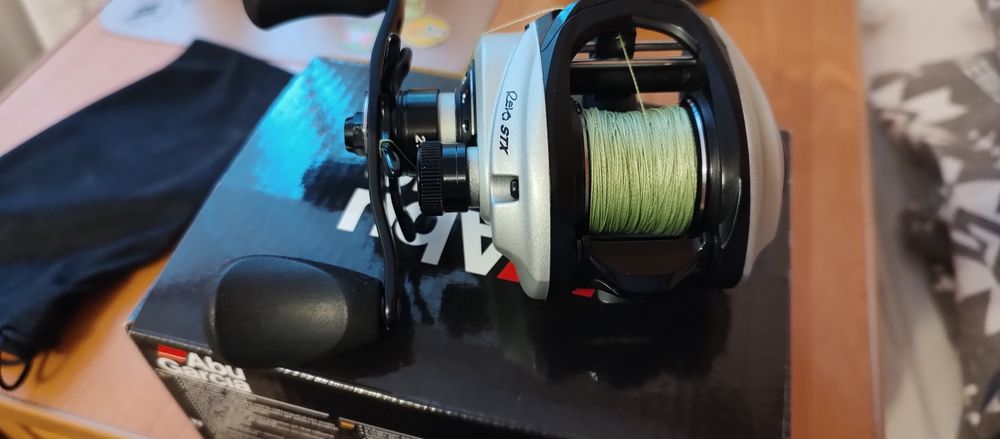 Abu Garcia Revo STX, multiplikator, casting