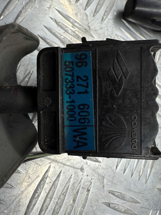 Переключатель стеклоочистителя дворников Daewoo Nubira 96271606