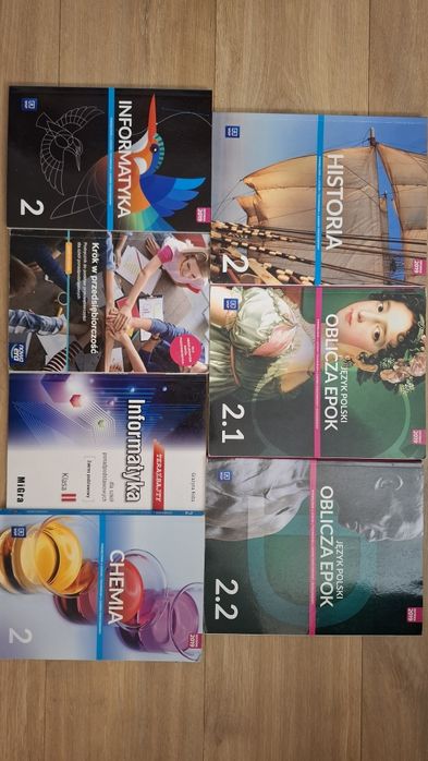 Podręczniki kl II L.O.