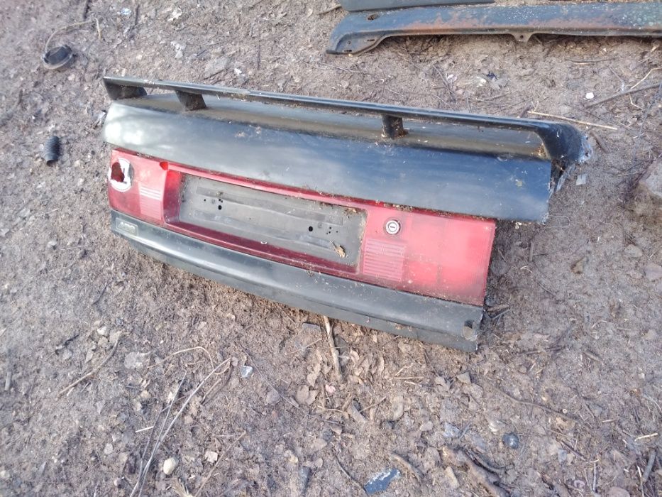 klapa spoiler lotka aluminiowa 89382`7933D  audi 90 80 b3 7A quattro