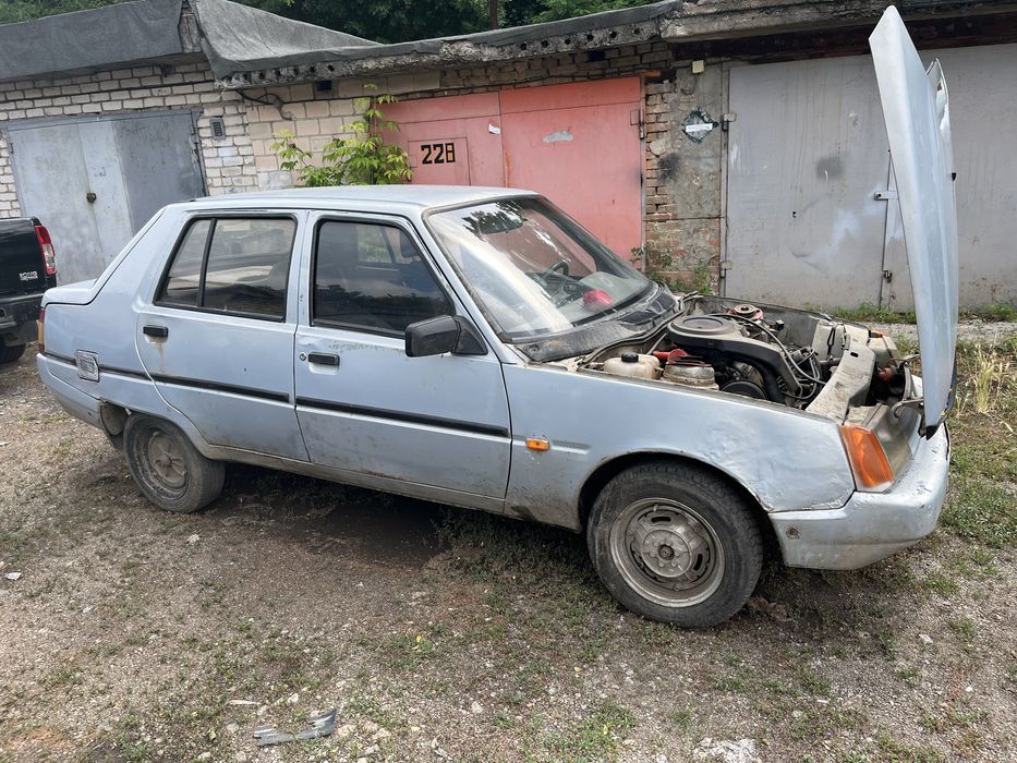 Запчастини славута