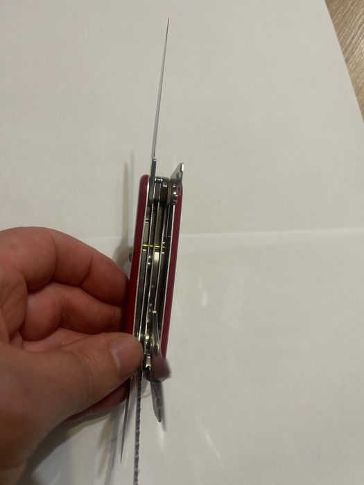 Scyzoryk Victorinox Huntsman czerwony 91mm