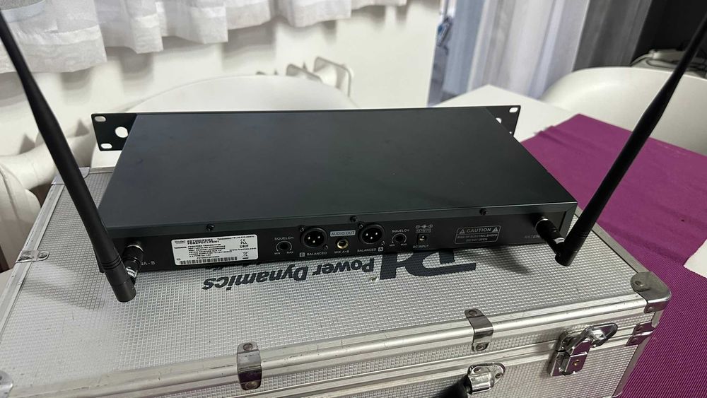 Zestaw mikrofonów bezprzewodowych