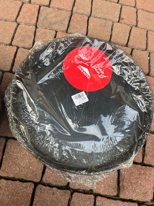 Blacha do pizzy NOWA, ze stali,  3 rozmiary 24, 32, 45 cm, chwytak radełko