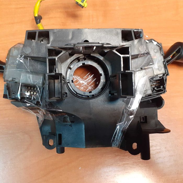 Przełącznik zespolony Mazda III Nr.1