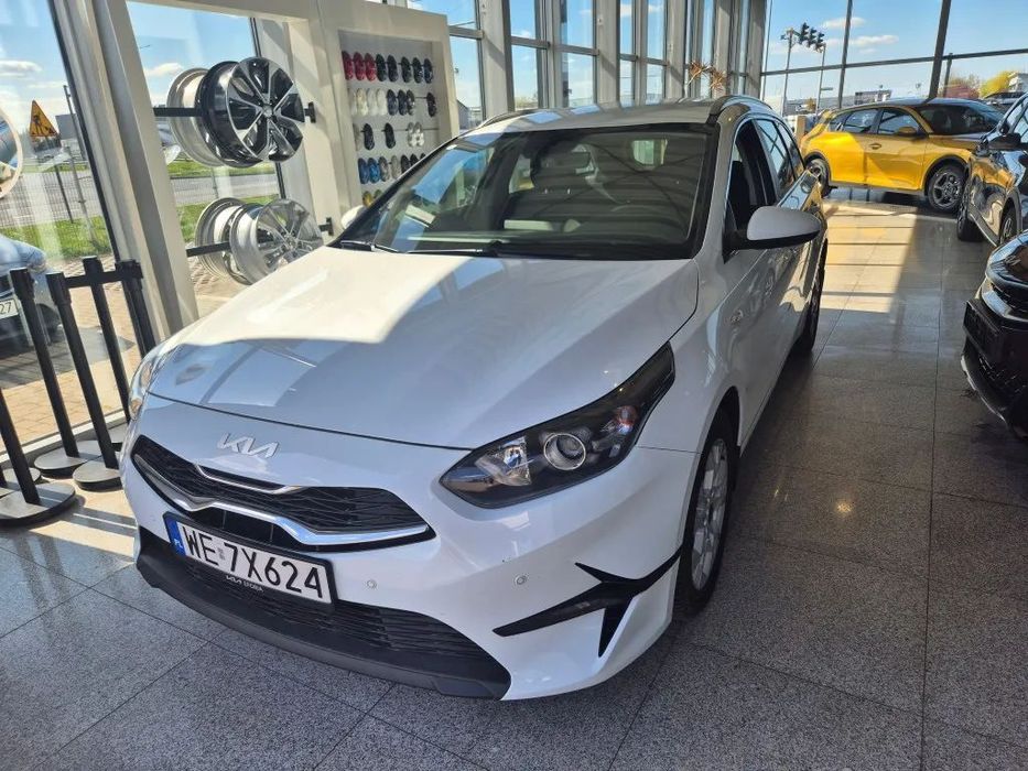 Kia Ceed Salon Polska Gwarancja 2030 1,5 T-Gdi Moc 160 KM Duży Ekran
