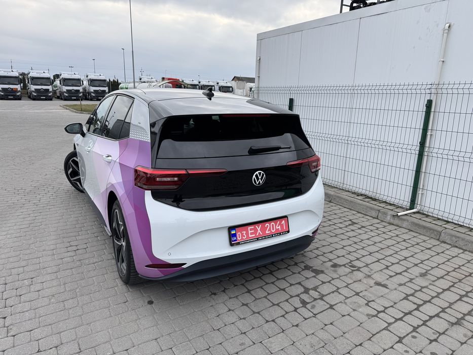 Volkswagen ID 3, електричка 300 км