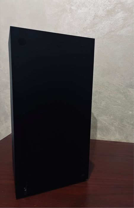 Xbox Series X 1TB + оригінальний геймпад | Ідеальний стан