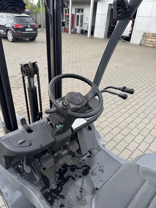 Навантажувач TOYOTA 02-8FG15