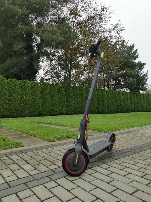 Sprzedam Hulajnoge elektryczną Xiaomi pro 2