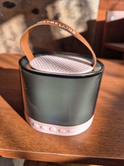 Компактная караоке-система / Блютуз колонка с 2 микрофонами