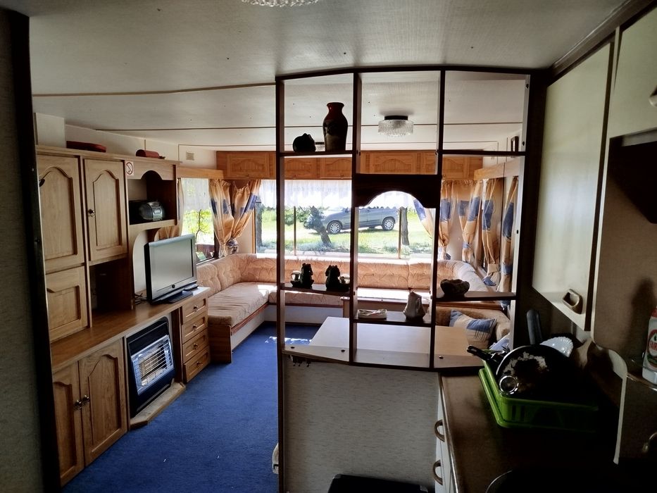 Zapraszam! Domki nad jeziorem i stawami.