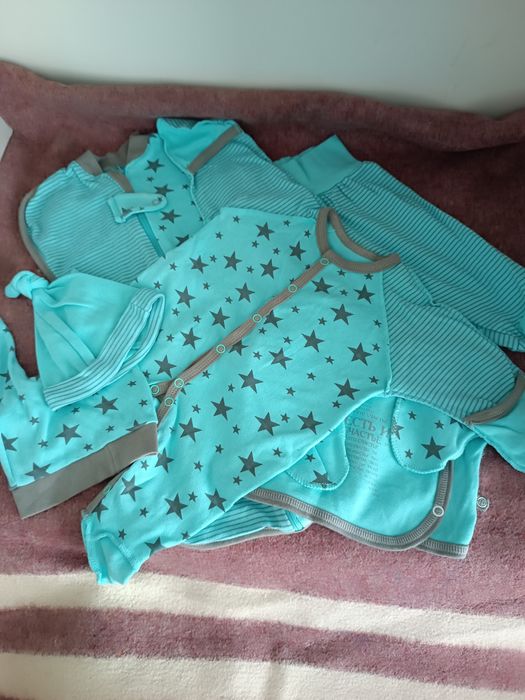 Одяг для немовлят - комплект на виписку