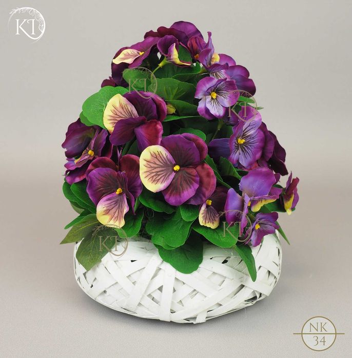 Stroik, Dekoracja, Bratki