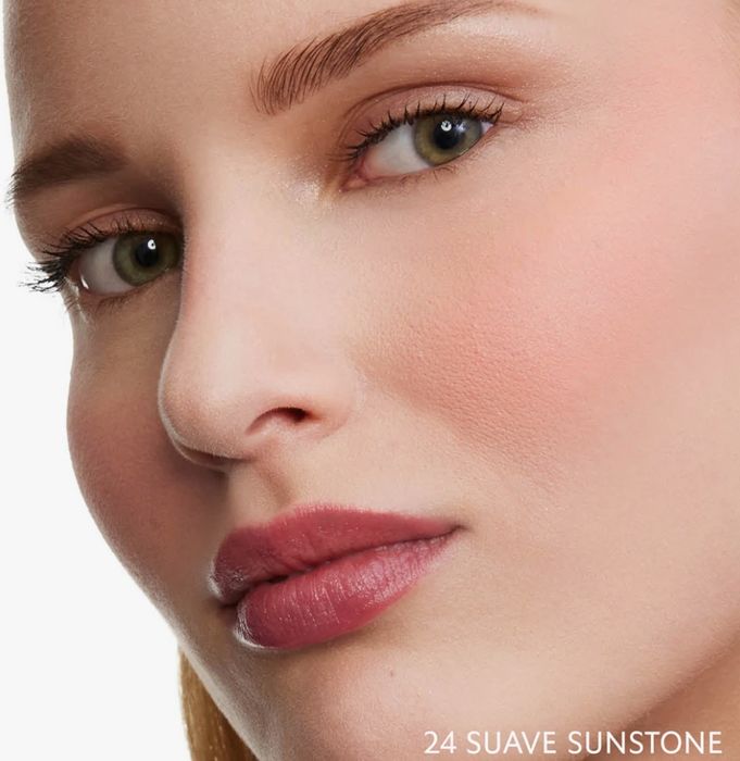 Рум'яна Yves Saint Laurent 24