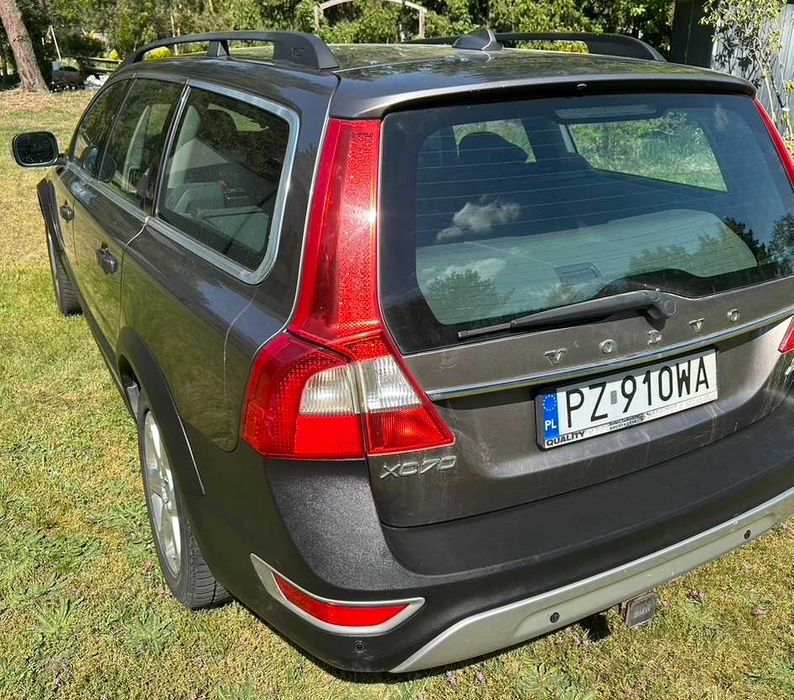 Volvo XC70 3.2 AWD z 2010 roku - LPG