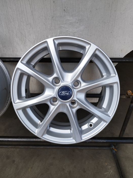 Felgi 15" 4x108 Et 45 6j Ford