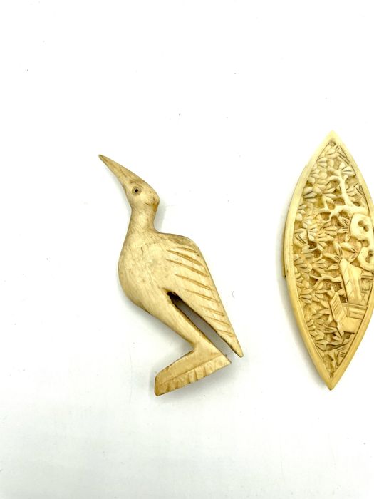 Varias pecas artigos em material nobre