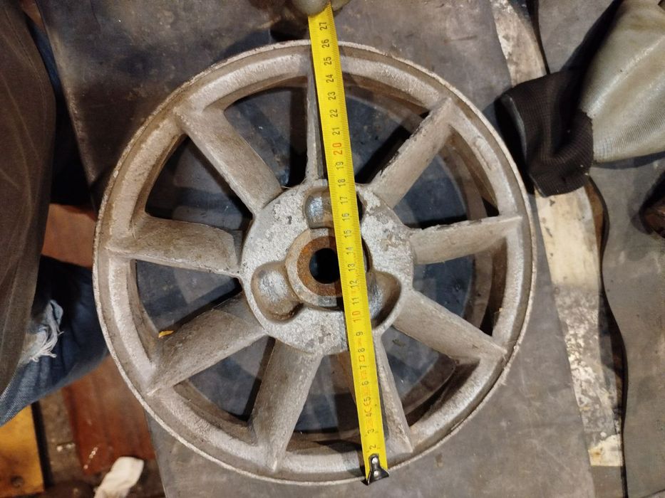 Шкив лб30 целый не бьет