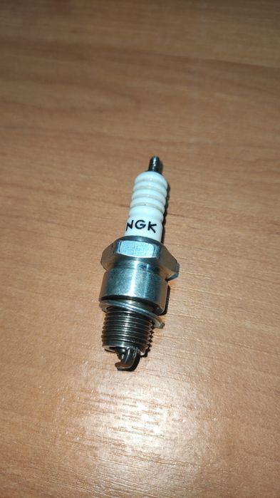 Свічка запалювання honda dio Yamaha