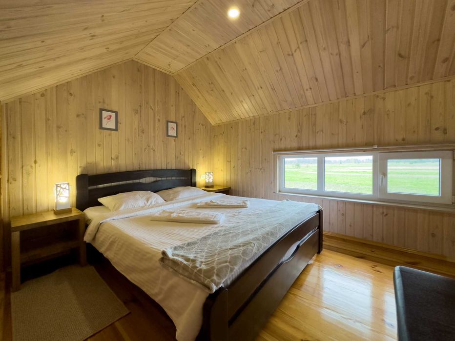 Продаж готелю в с.Підманове, Волинська область поруч з озером Світязь.