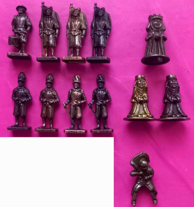 Солдатики из Киндер Сюрприз. Отличное состояние!!!