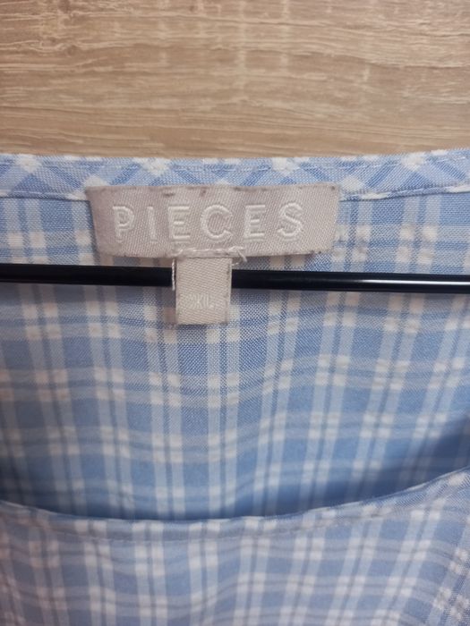 Elegancka niebieska bluzka Pieces r.XL