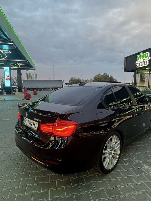 BMW F30 320i 2017г.