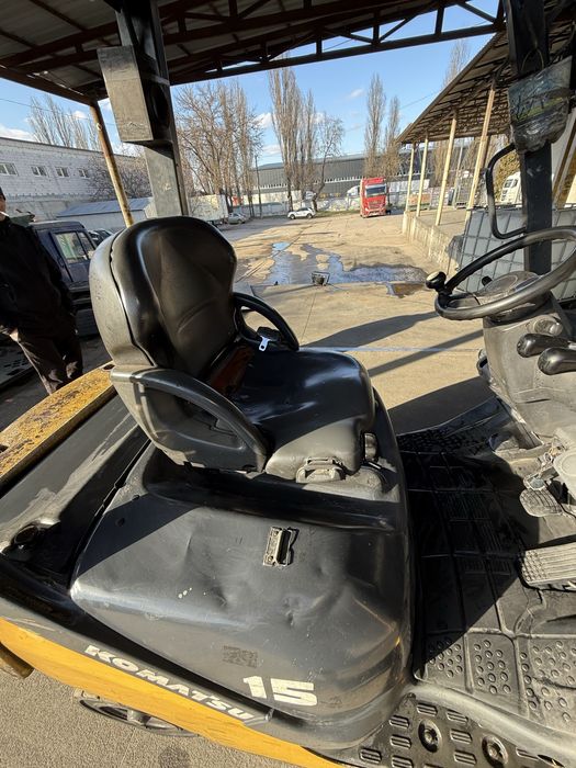 Погрузчик KOMATSU 1,5т дизель.