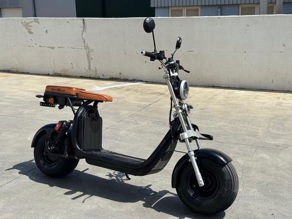 Scoter eletrica.