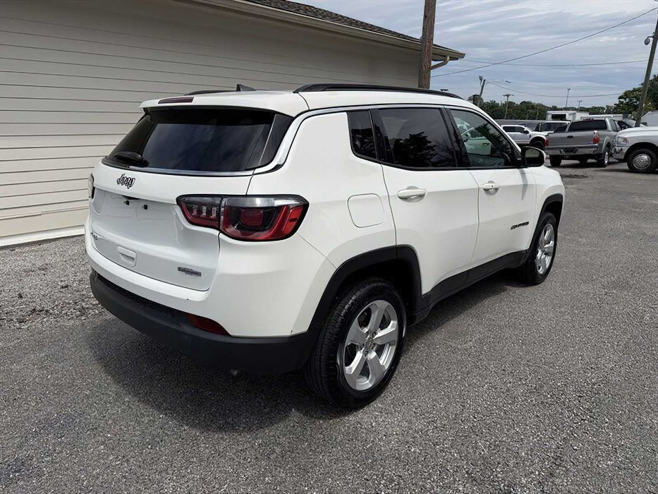 Jeep Compass Latitude      2019