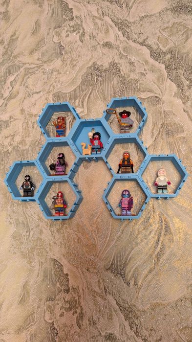 Модульна поличка для фігурок лего. lego