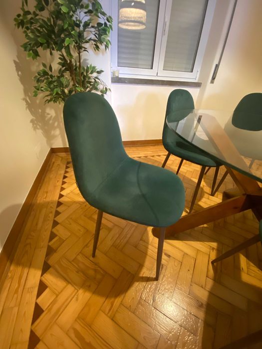 Recheio Total Casa - Sofá, 6x Cadeiras SKLUM, Cama+Colchão, Máq. Lavar Loiça, Closet (Ler Descrição)
