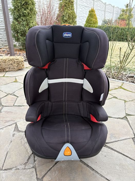 Продам детское авто кресло Chicco!