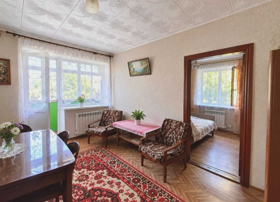 Продам 2-комнатную квартиру на 2-ом этаже. Автономное Отопление