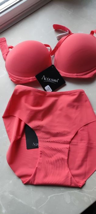 Комплект  білизни Acousma, бюст 75В кораловий