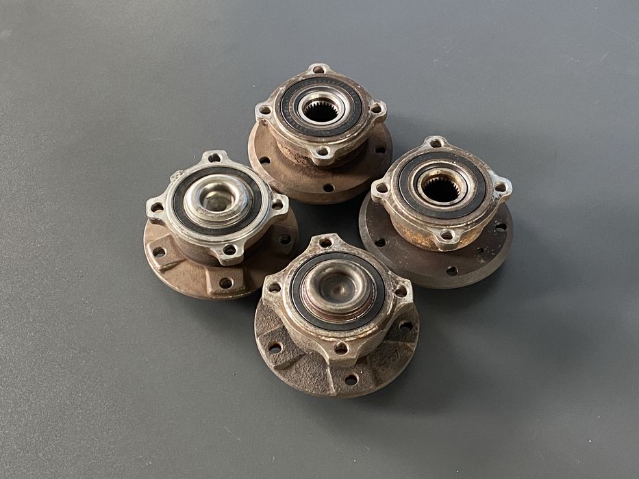 Підшипник BMW E60 E61 Передній Задній Ступічний Підшипник Ступиця