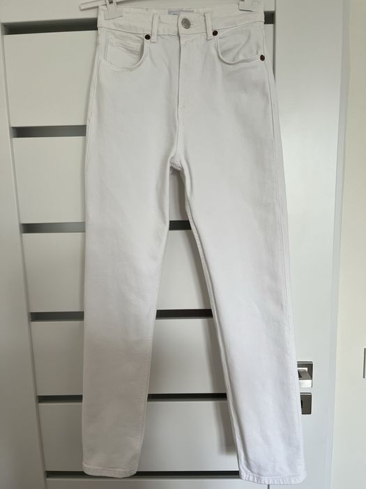 Białe mum jeans Zara 34