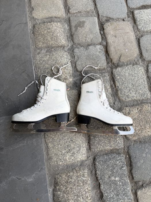 Łyżwy używane biale rozmiar 39