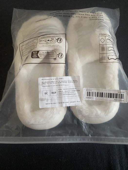 Женские тапочки