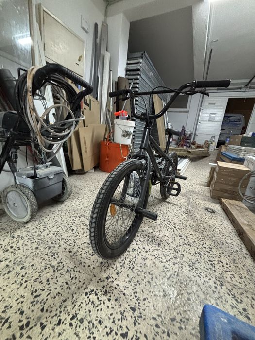 Bicicleta bmx como nova