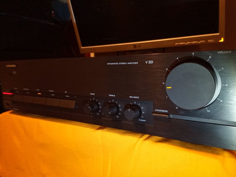 Amplificador integrado Grundig