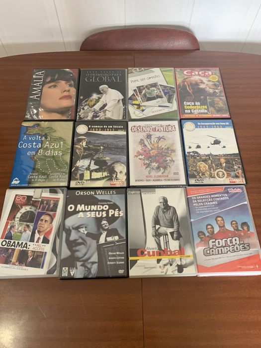 Vários DVDs de filmes e documentário