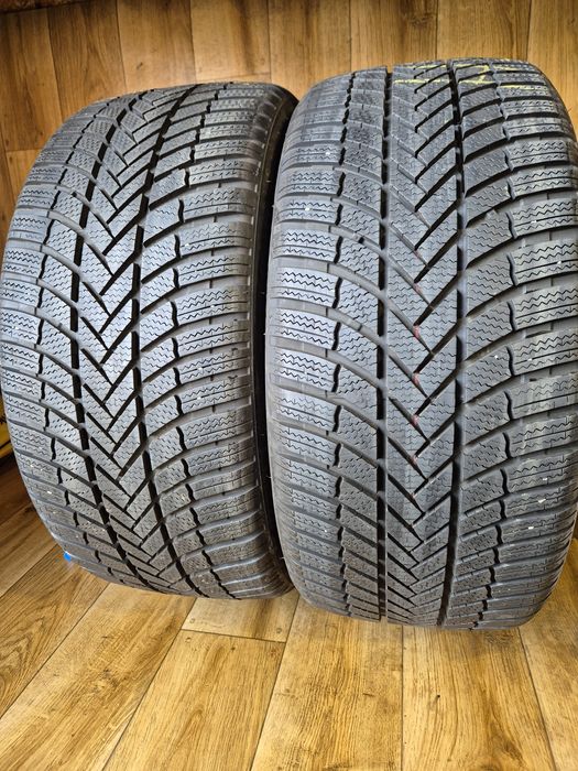 245/40/19 Bridgestone Para zima 7,5mm 2022r