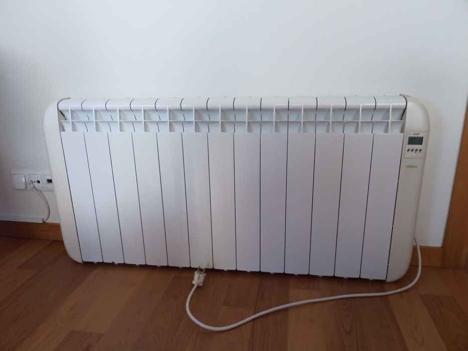 Aquecedor emissor cerãmico