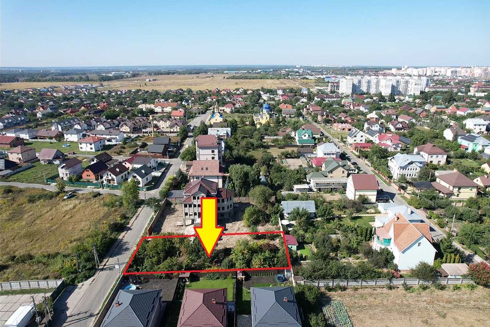 Святопетрівське Продаж ділянки 9,4 сот під забудову, обжита вулиця