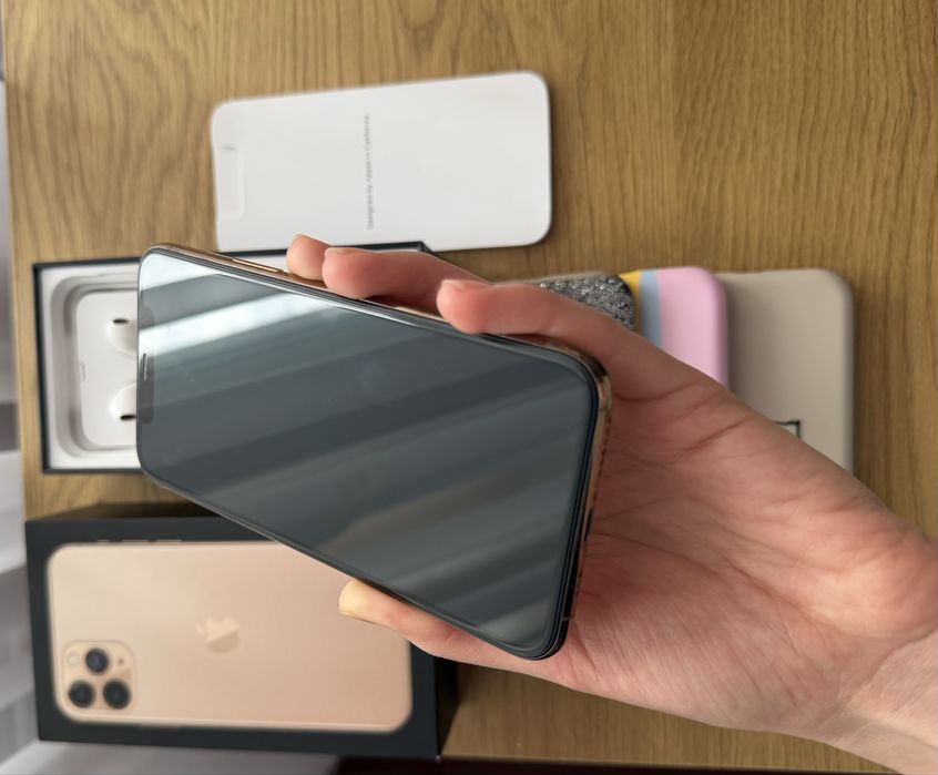 iPhone 11 Pro 256 ГБ Gold
