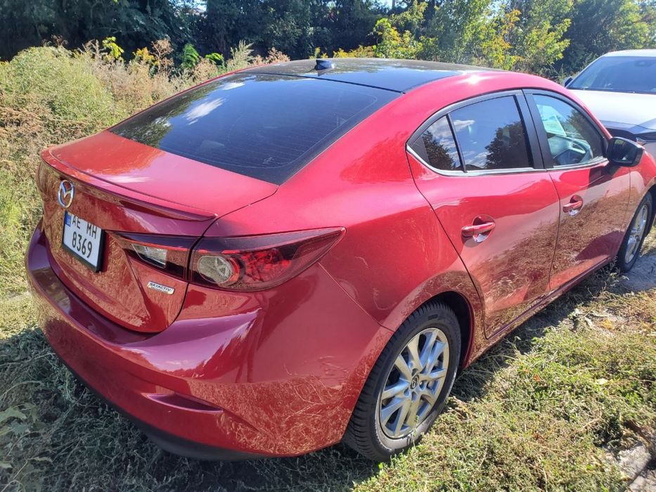 Mazda 3 седан комплектація Grand Touring