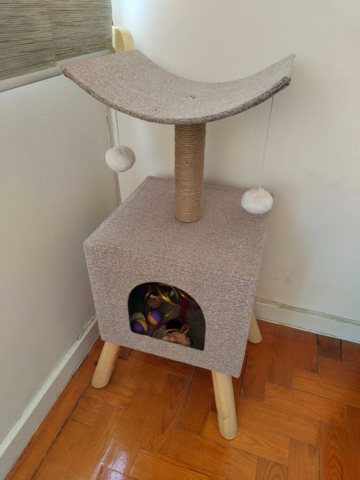 Torre para gatos
