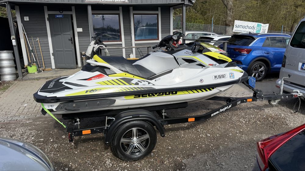 Skuter wodny Seadoo RXP 300rs  106mth stan idealny przyczepka zarejstr